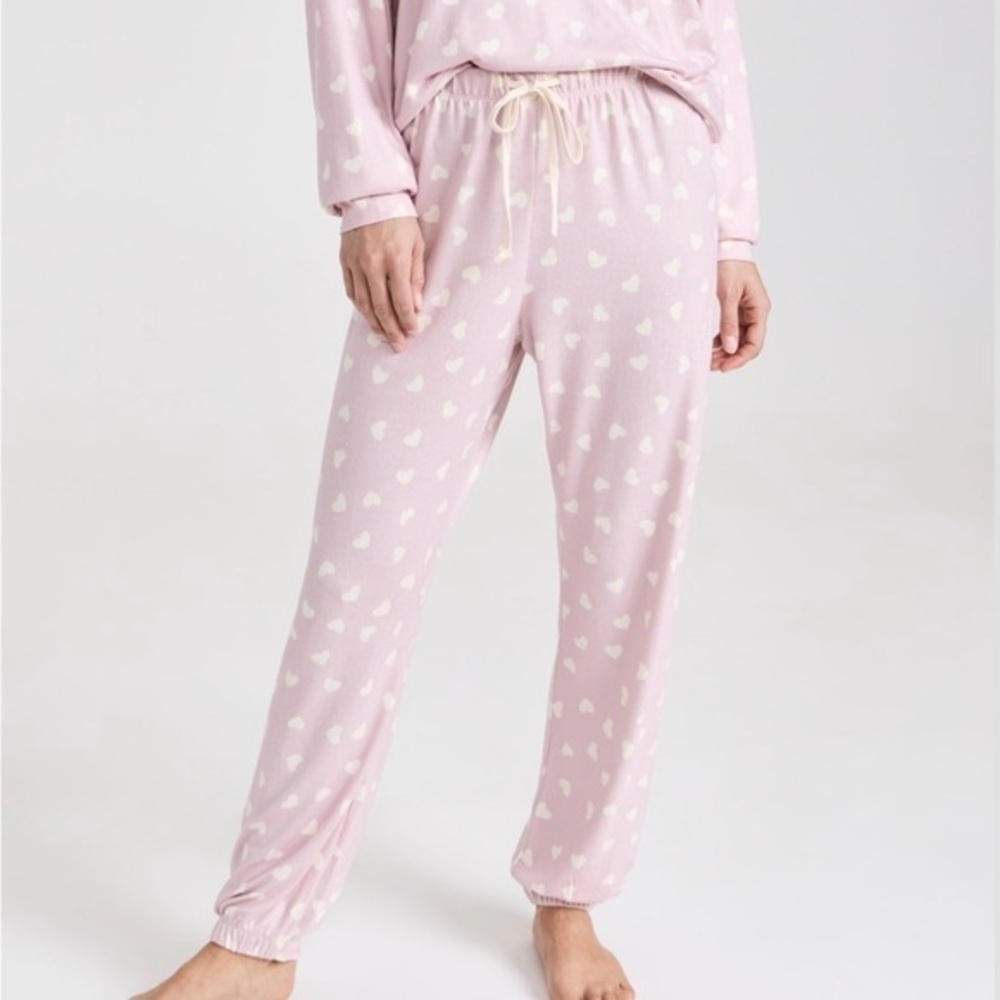 Z Supply Pink and White Heart Print Pajama Joggers